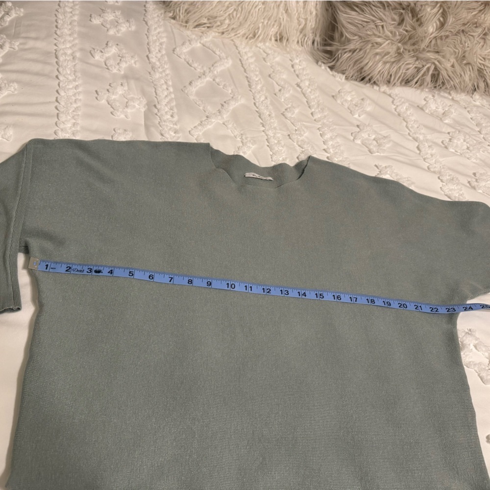 Vila Milano Solid Dolman Sleeve Sweater Size Large - Picture 4 of 7